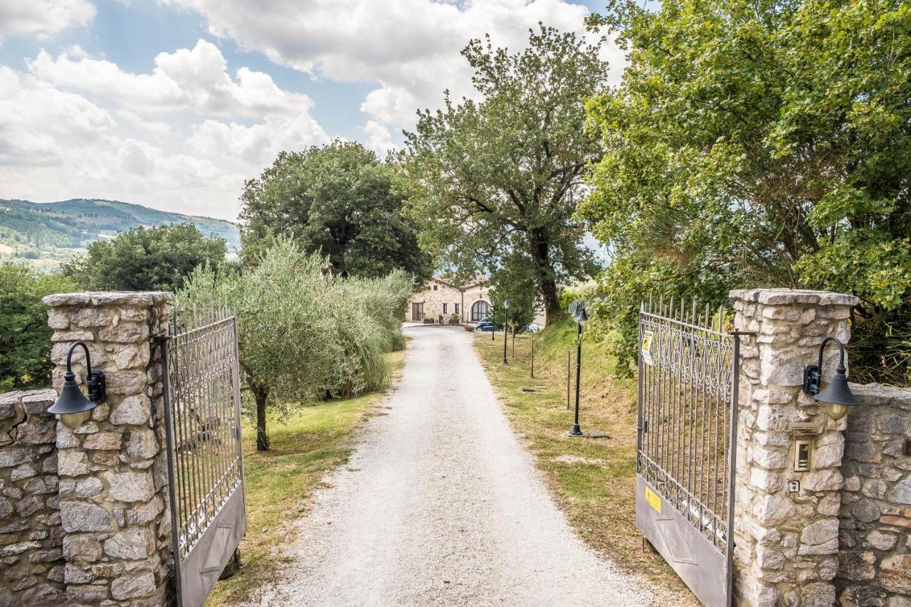 Agriturismo Goccia Di Luna Umbertide Luaran gambar