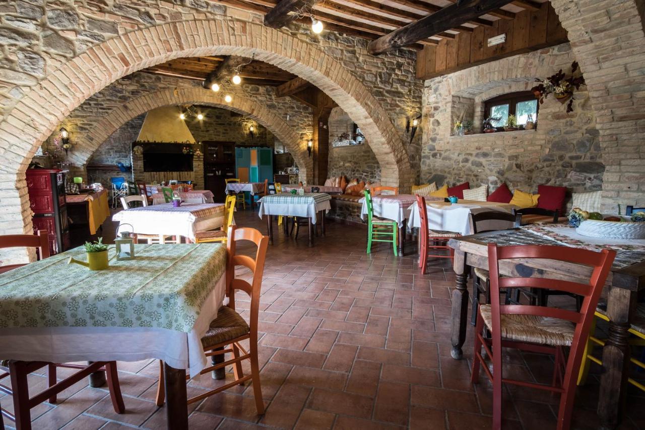Agriturismo Goccia Di Luna Umbertide Luaran gambar