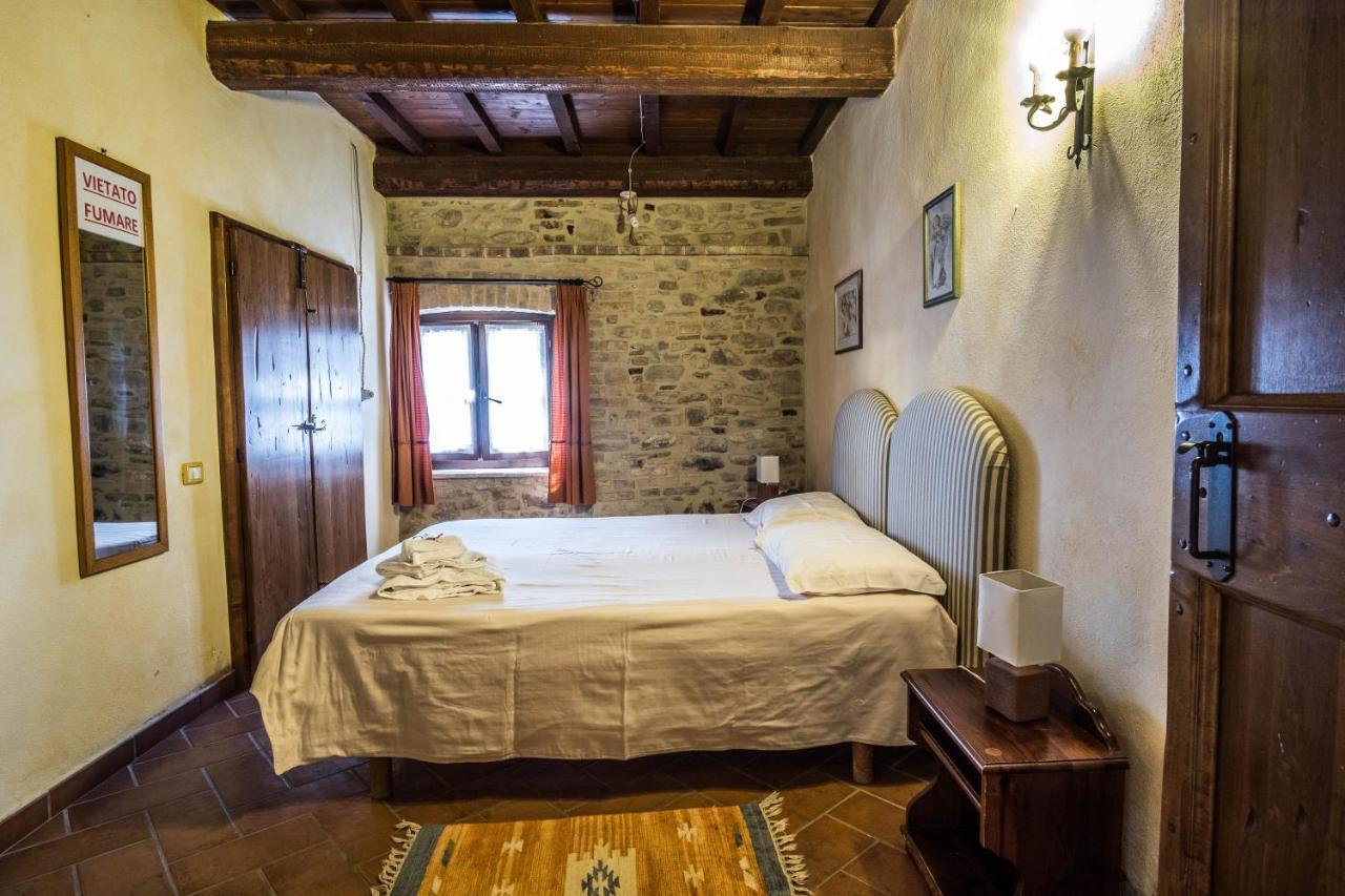 Agriturismo Goccia Di Luna Umbertide Luaran gambar